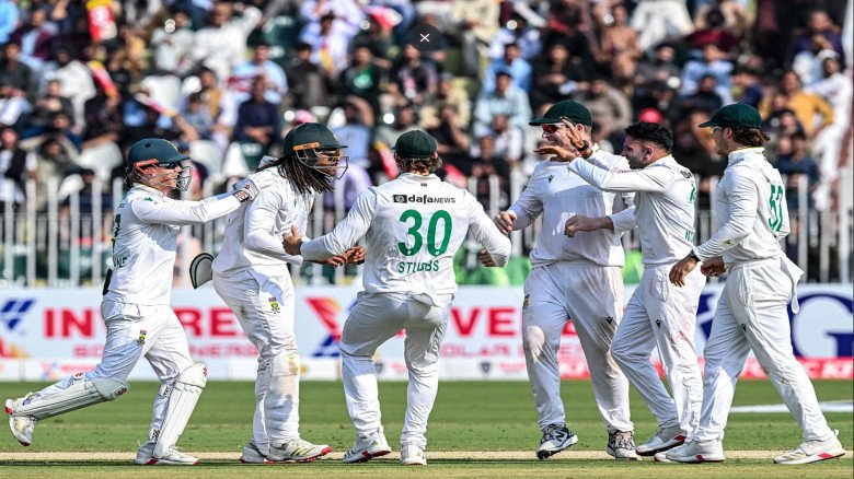 রাওয়ালপিন্ডি টেস্টের প্রথম দিনে পাকিস্তানের ধীরগতির ব্যাটিং, রাওয়ালপিন্ডি টেস্টের প্রথম দিনে পাকিস্তানের ধীরগতির ব্যাটিং,