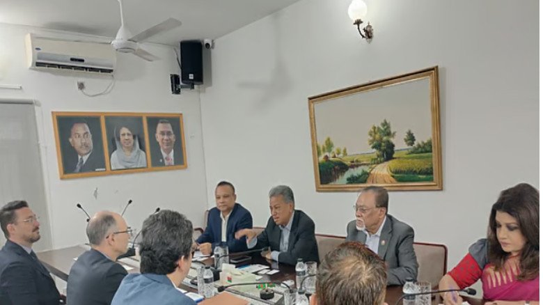 বিএনপির সঙ্গে আইএমএফ প্রতিনিধিদলের বৈঠক: অর্থনৈতিক স্থিতিশীল