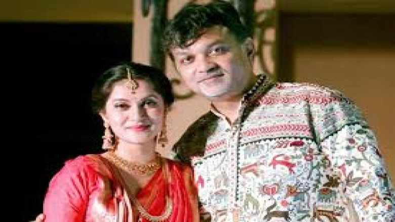 সৃজিত-মিথিলার পুনর্মিলন গুঞ্জন ভুয়া, চার বছরের পুরনো ছবি ভাই