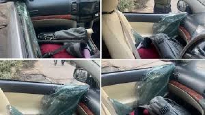 চট্টগ্রামে কাস্টমস কর্মকর্তাদের গাড়ি থামিয়ে হামলা, ‘গুলি কর’