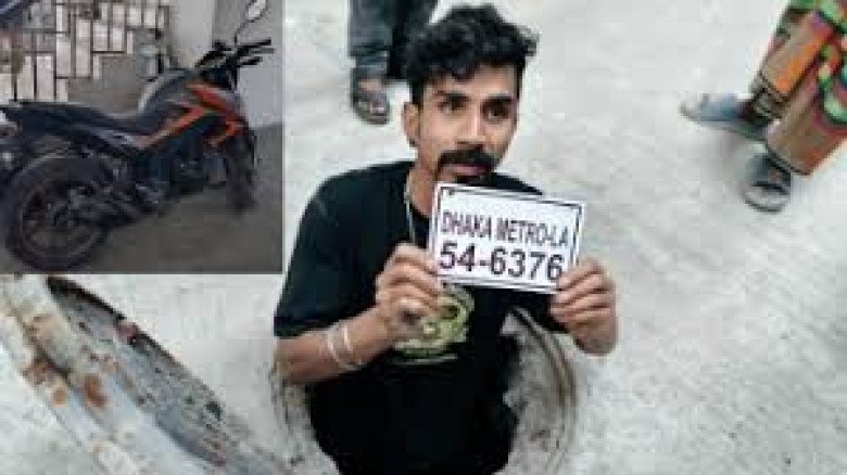 হাদির ওপর হামলায় ব্যবহৃত মোটরসাইকেল ও ভুয়া নম্বরপ্লেট উদ্ধার