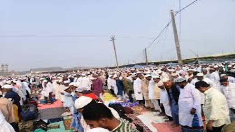 ভেনেজুয়েলায় মার্কিন অভিযানে তীব্র প্রতিক্রিয়া: মাদুরো দম্পতি